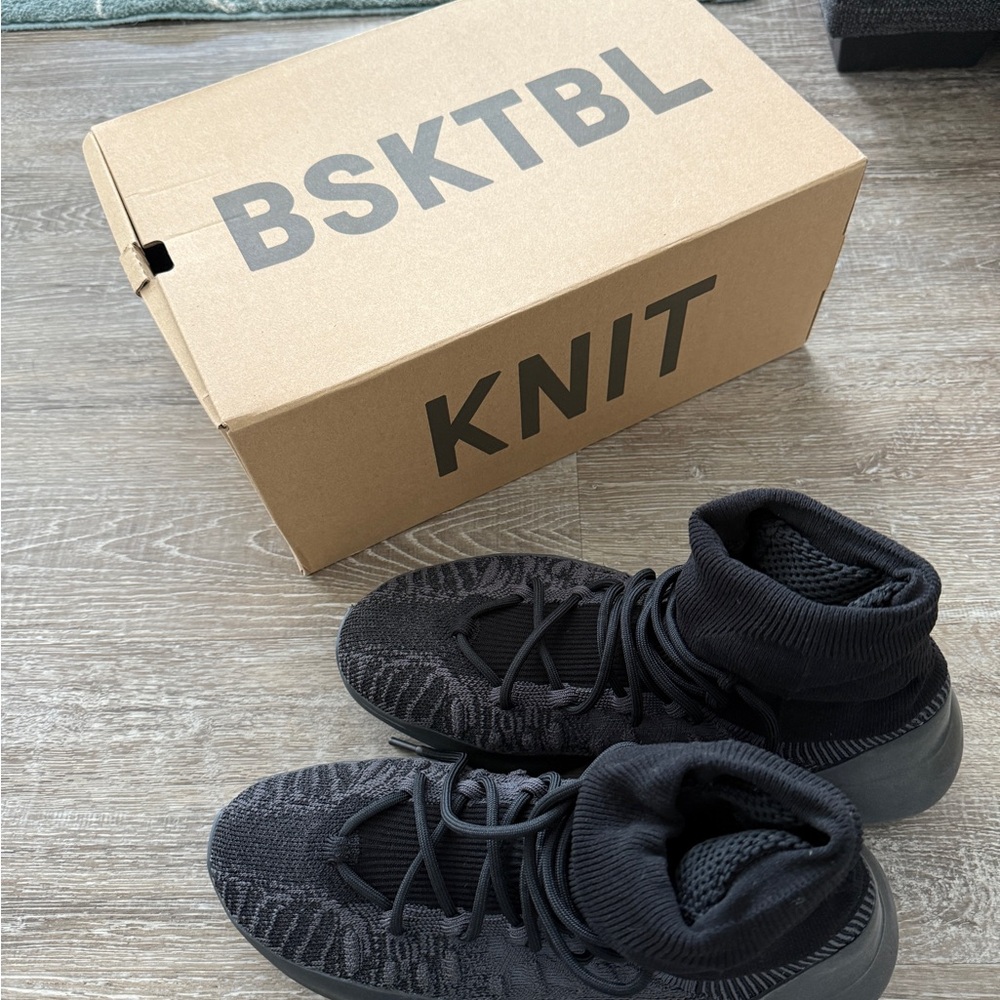 Yeezy Basketball Knit Shoes Size 11 Adidas